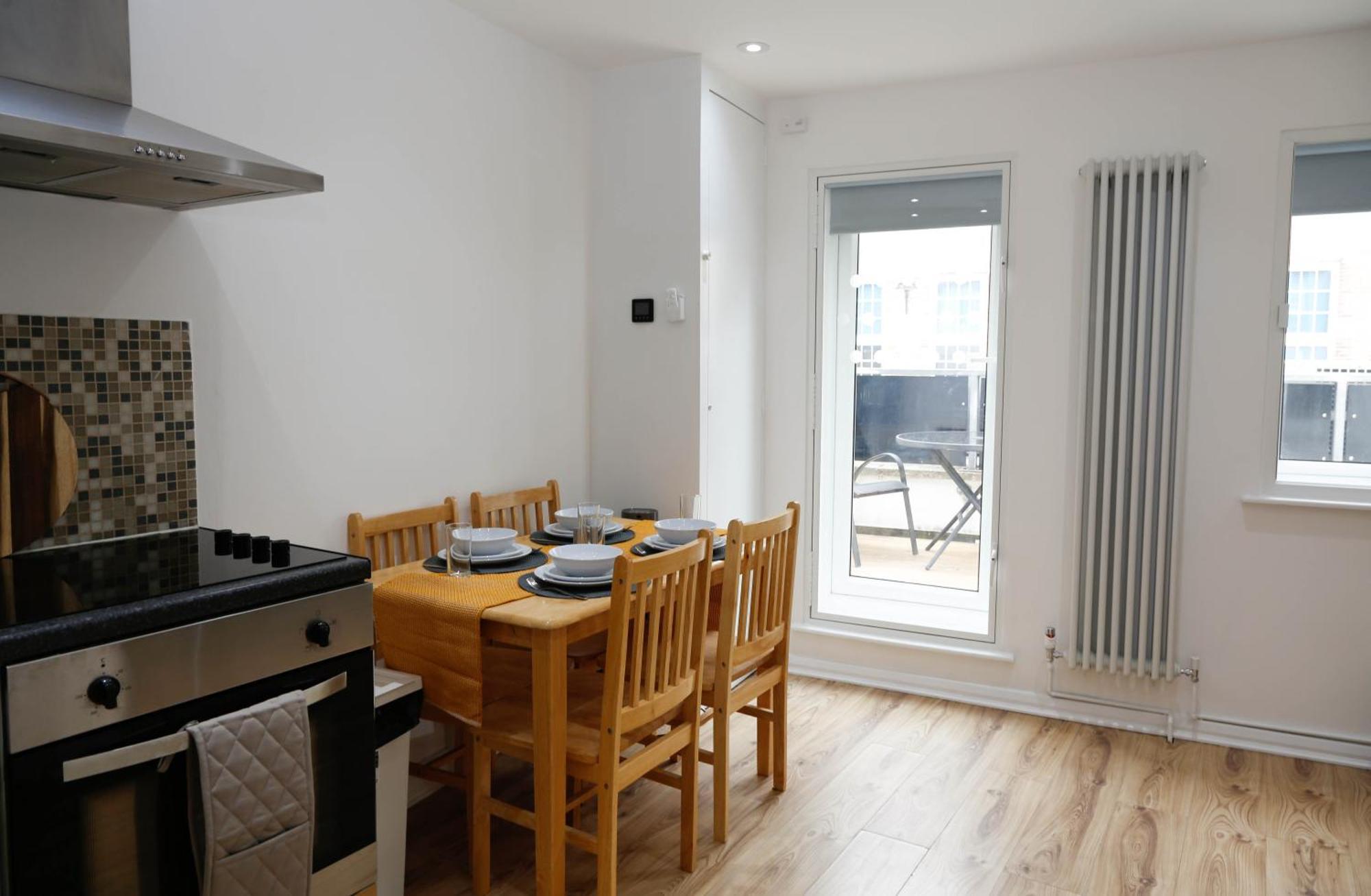 New Luxury Apartments In Central London Next To Shops, Cafes, Bars & Metro Ngoại thất bức ảnh