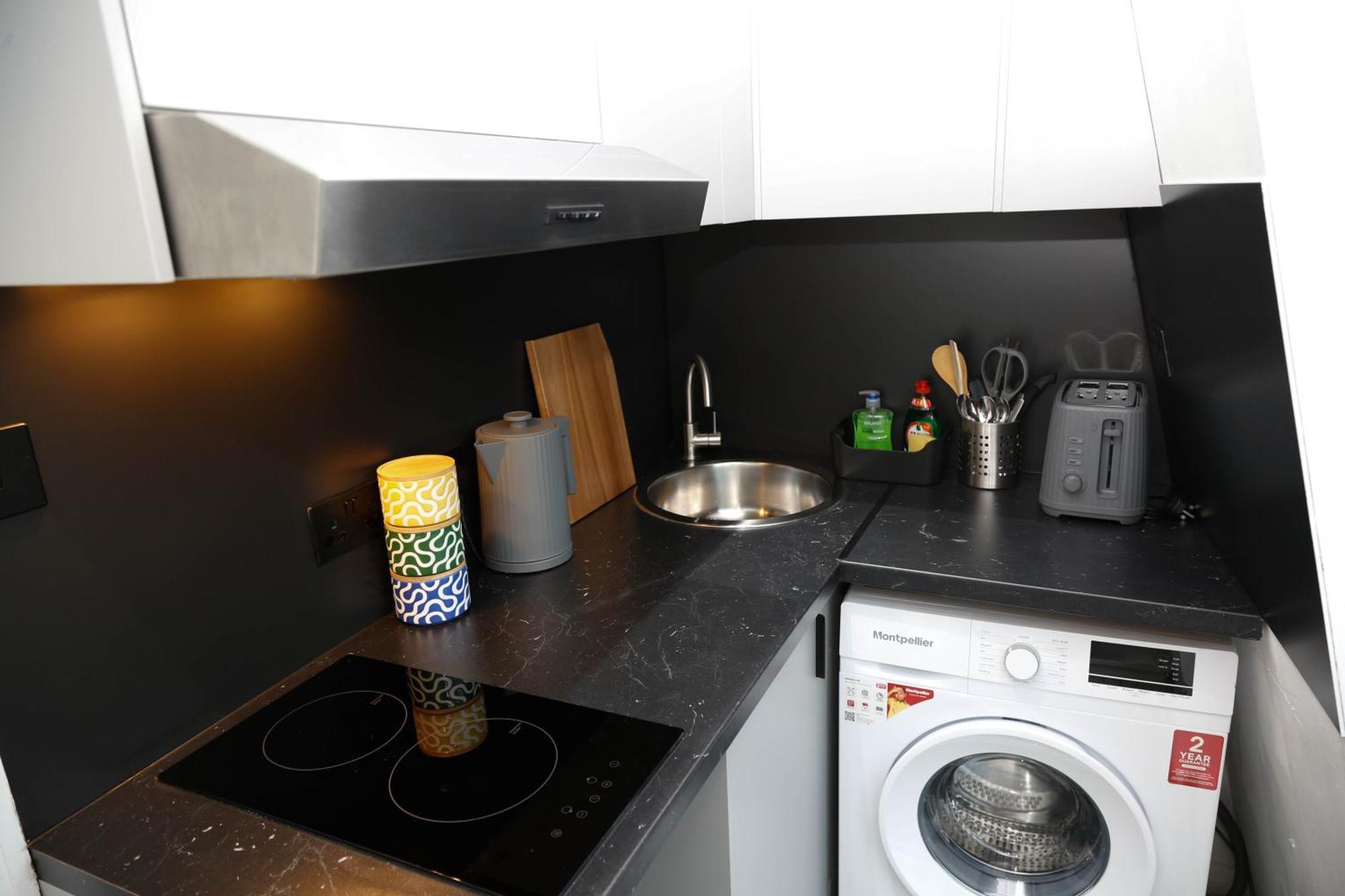 New Luxury Apartments In Central London Next To Shops, Cafes, Bars & Metro Ngoại thất bức ảnh