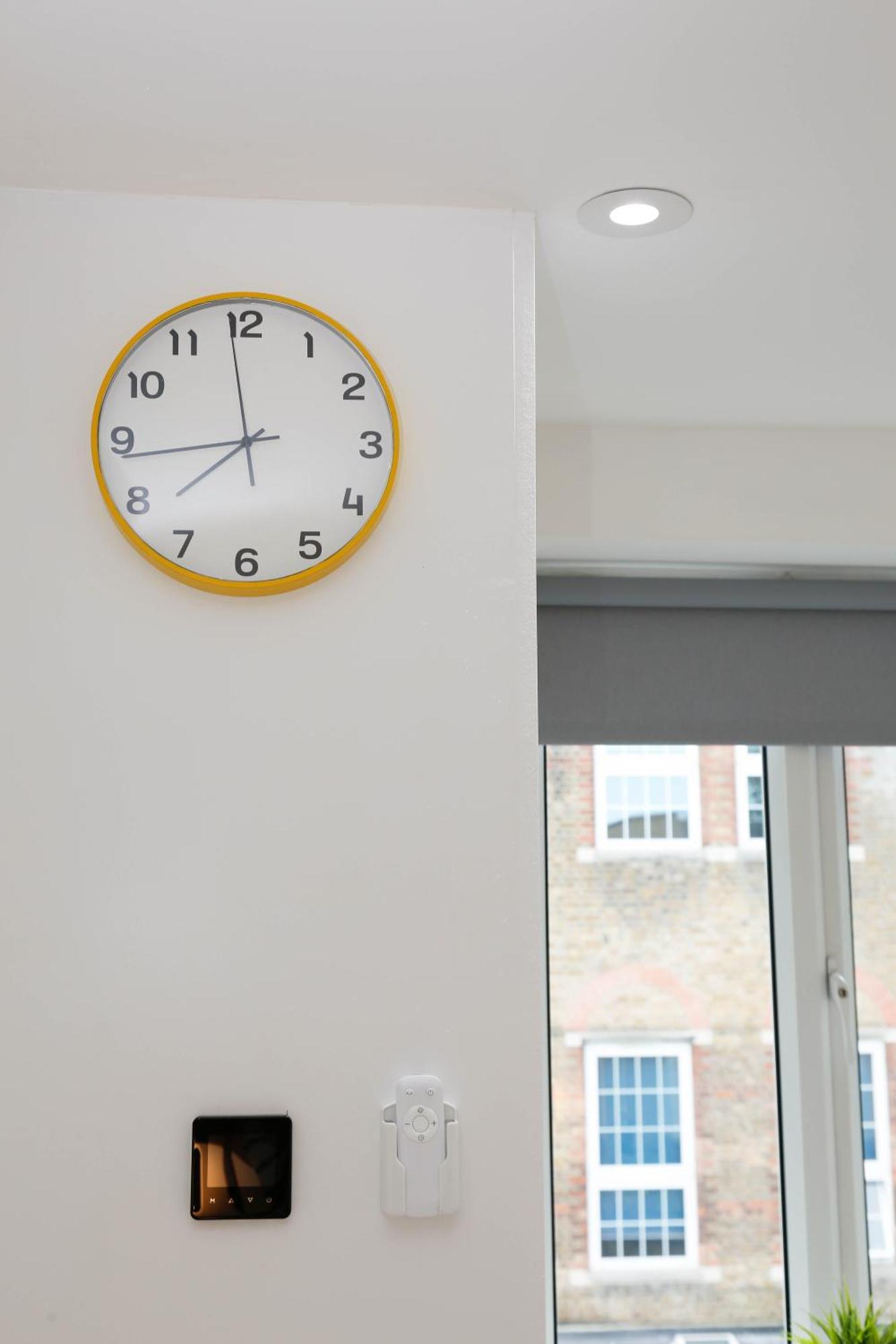 New Luxury Apartments In Central London Next To Shops, Cafes, Bars & Metro Ngoại thất bức ảnh