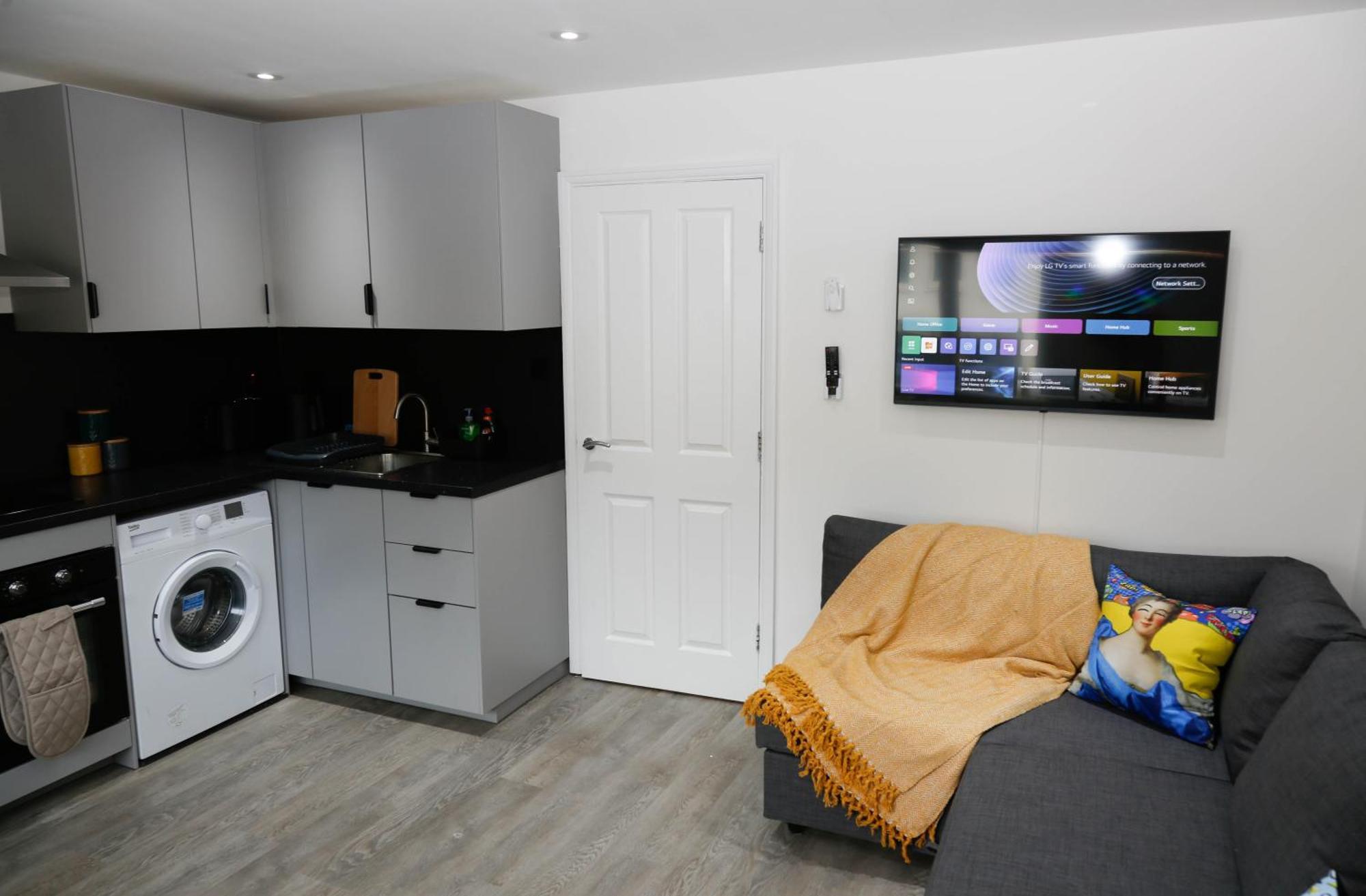 New Luxury Apartments In Central London Next To Shops, Cafes, Bars & Metro Ngoại thất bức ảnh